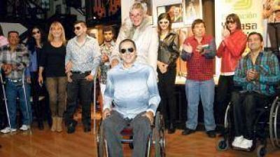 "Si pueden modelar, tambi�n pueden trabajar e insertarse"