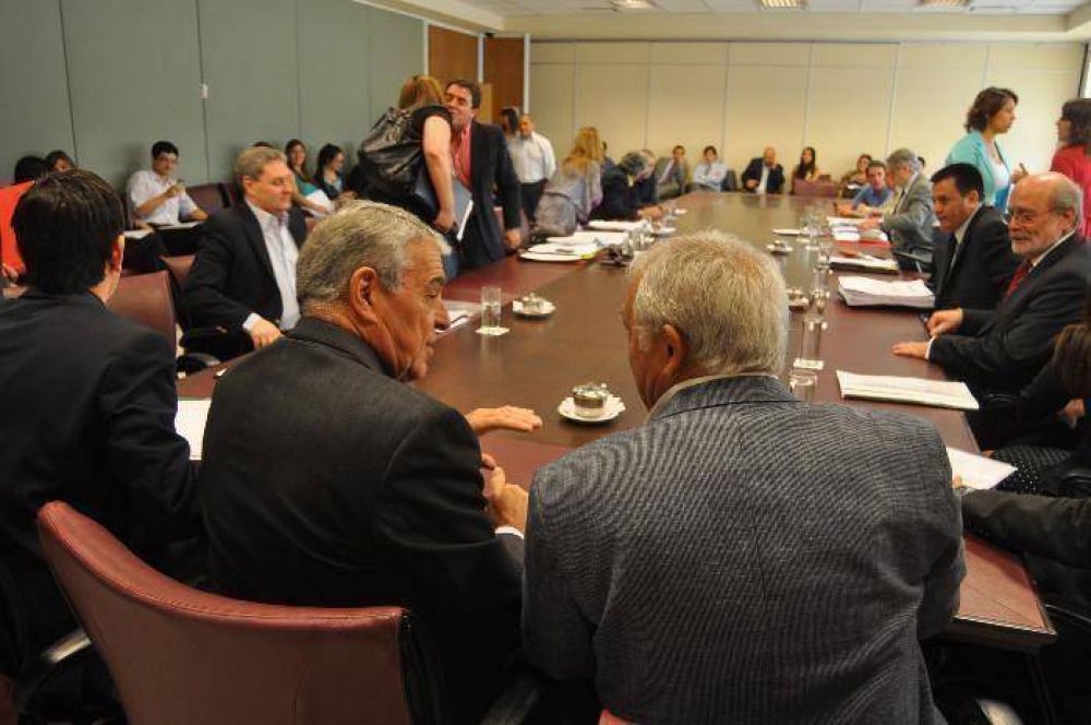 Consejeros eligen tres cargos de juez en Neuqu�n y Zapala