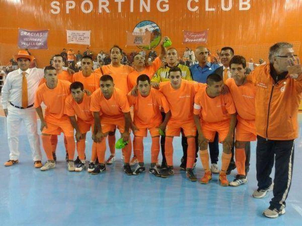 Con gol de Scioli, debut y triunfo de La �ata