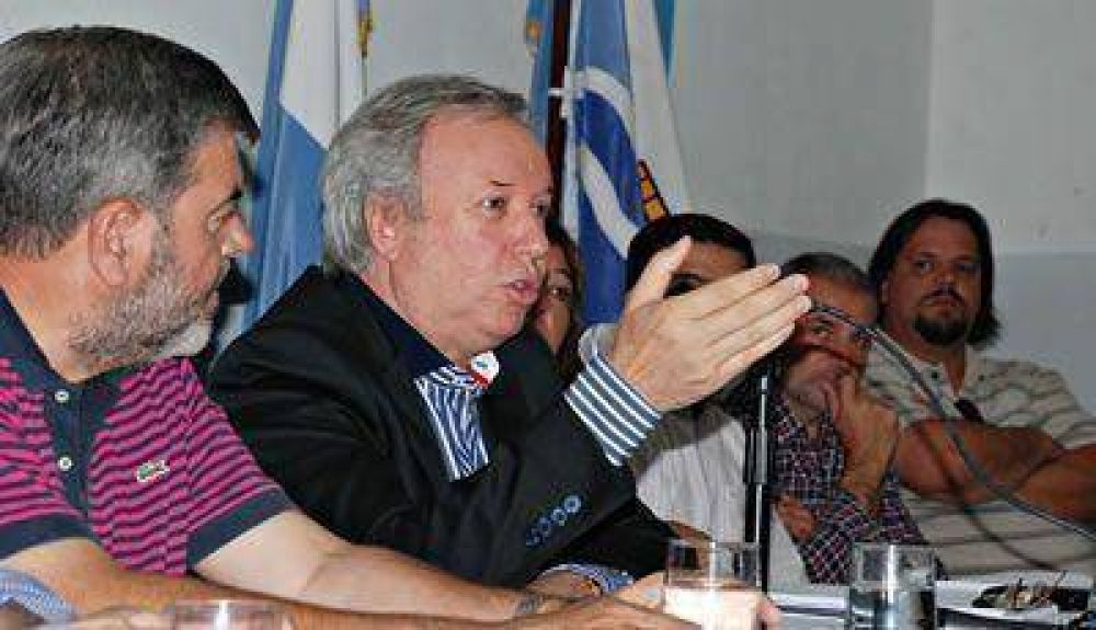 Peralta critic� a diputados: �No s� para qu� se juntaron si no votaron nada�