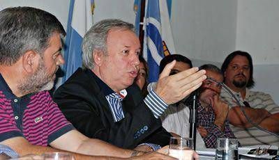 Peralta critic� a diputados: �No s� para qu� se juntaron si no votaron nada�