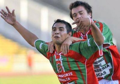Tinogasta Central se vino goleado 3-0 de C�rdoba