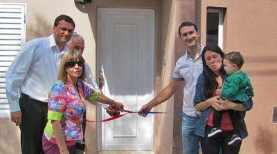 La Municipalidad se har� cargo de un plan de viviendas solidario