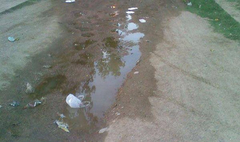 Barrio La Florida: Vecinos piden arreglo de desborde cloacal