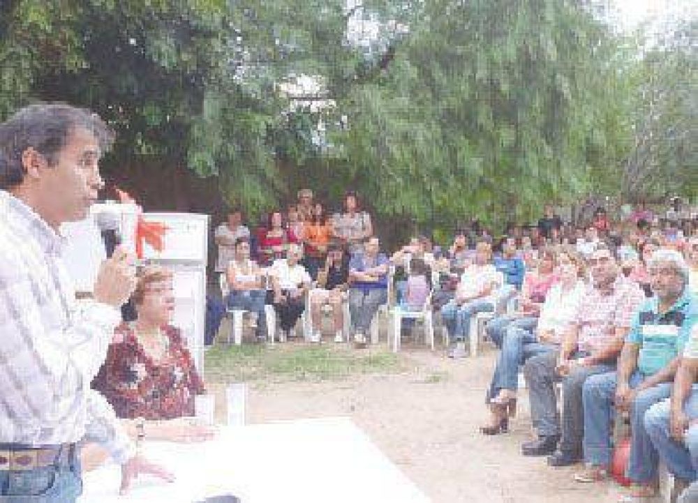 Lanzan cr�ditos para los beneficiarios de programas