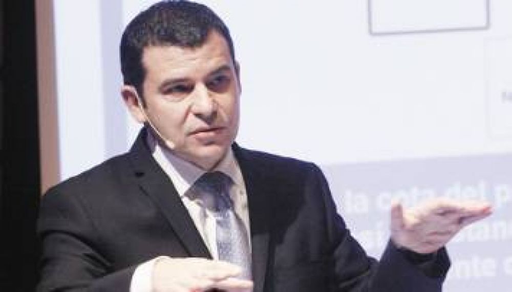 El Gobierno ampliar� las importaciones de nafta sin impuestos para ayudar a YPF