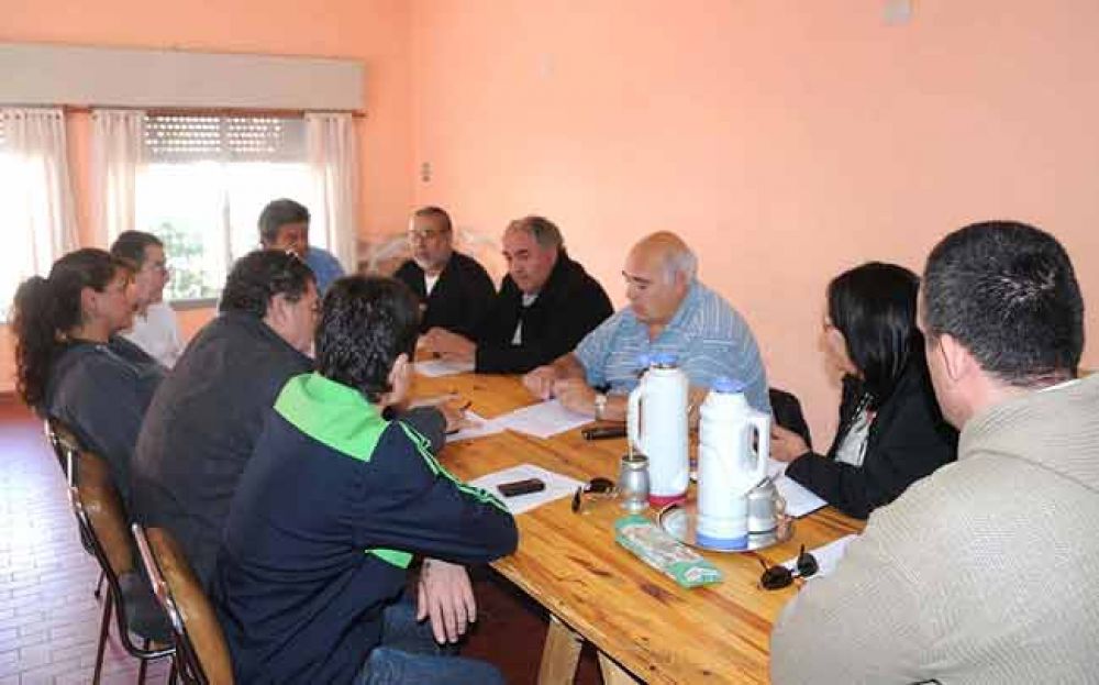 Una treintena de sindicatos insiste en el reclamo de la normalización de la CGT Regional La Pampa
