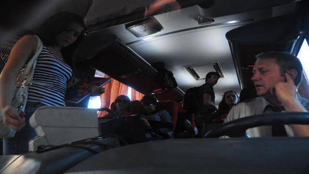 Entre Paran� y Santa Fe habr� tope de 65 pasajeros  