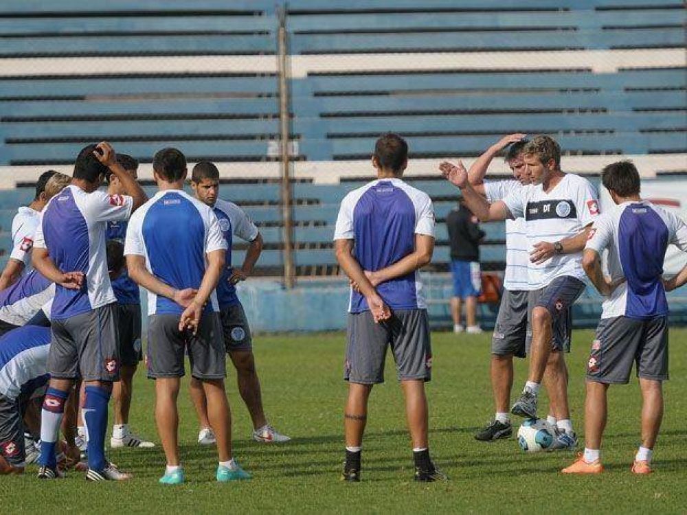 Godoy Cruz volvi� a las pr�cticas pensando en Hurac�n y River