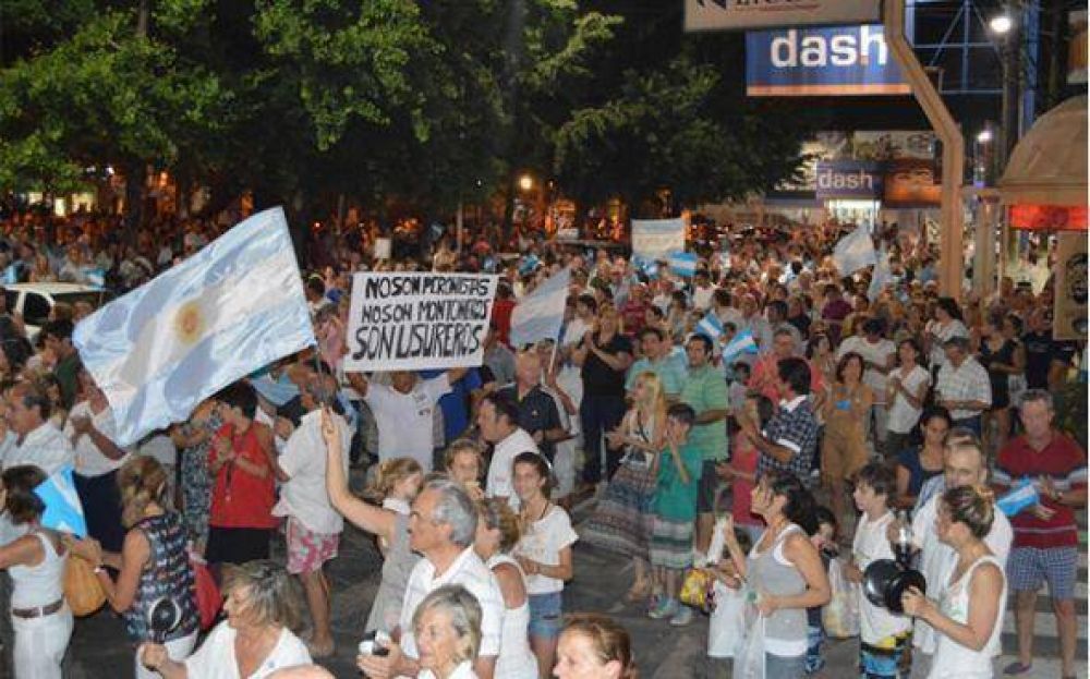 En Pilar tambi�n se siente la convocatoria a la movilizaci�n del #18A