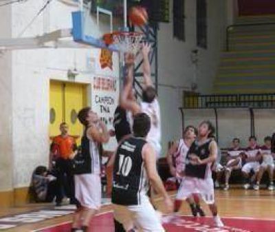 B�squet: Fecha cuarta del torneo local  