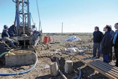 Desde el municipio se realiza recorrida de obras de agua
