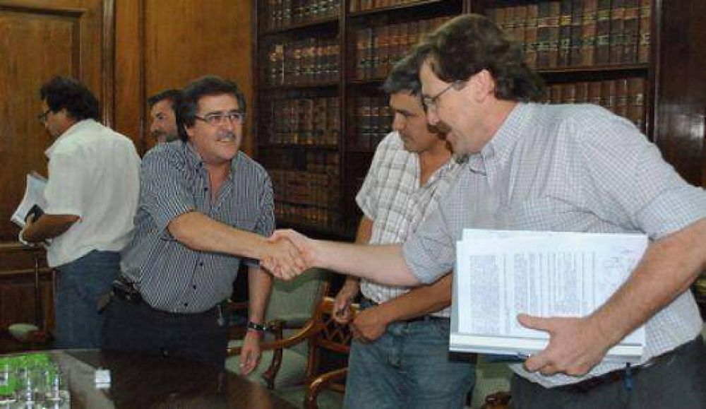 Suteco, cada vez m�s cerca de la mesa laboral