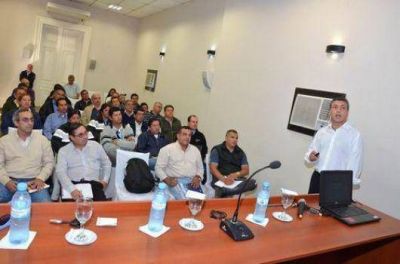 Capacitan a agentes de Tr�nsito para el concurso de cargos
