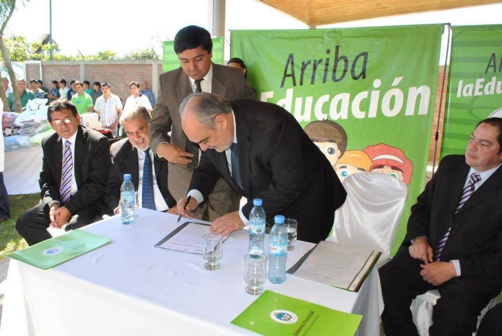 El Gobierno Provincial profundiza su proyecto de jerarquizar la oferta educativa