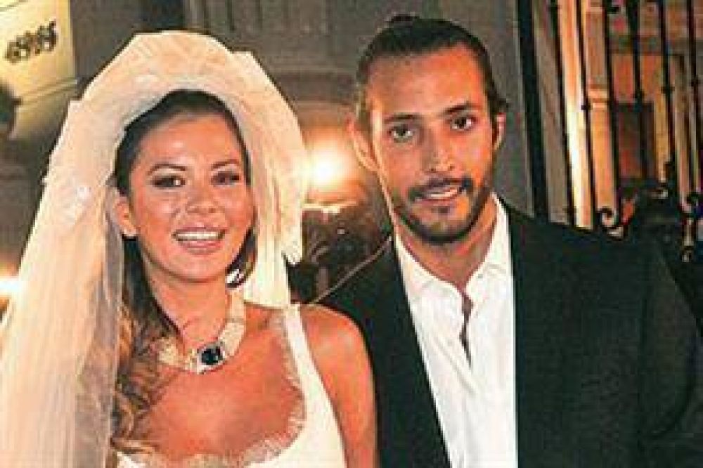 Karina Jelinek abandon� a Leonardo Fari�a