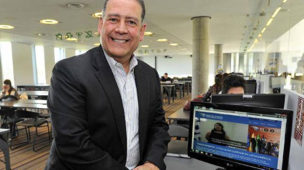 "La educaci�n a distancia se terminar� imponiendo"