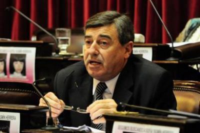 �En Chubut debe investigarse ramificaciones de la red de L�zaro Baez�