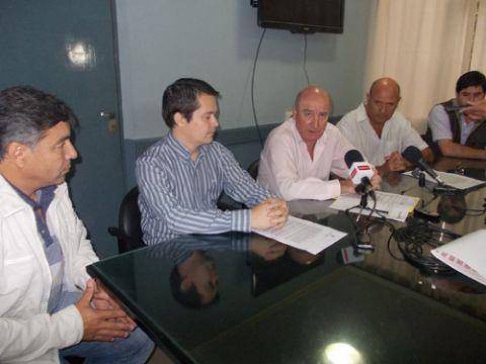 Se firm� convenio entre la Municipalidad y Vialidad Provincial