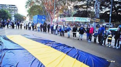 Comunicaciones sigue cerrado y los socios temen por su futuro
