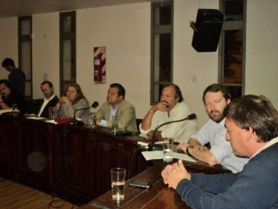 Depauli, Sanzio y Gonz�lez son las nuevas autoridades del HCD