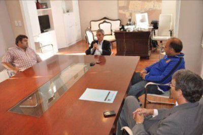 El Intendente Meoni recibi� a empresarios v�ctimas de robos el 10 de marzo