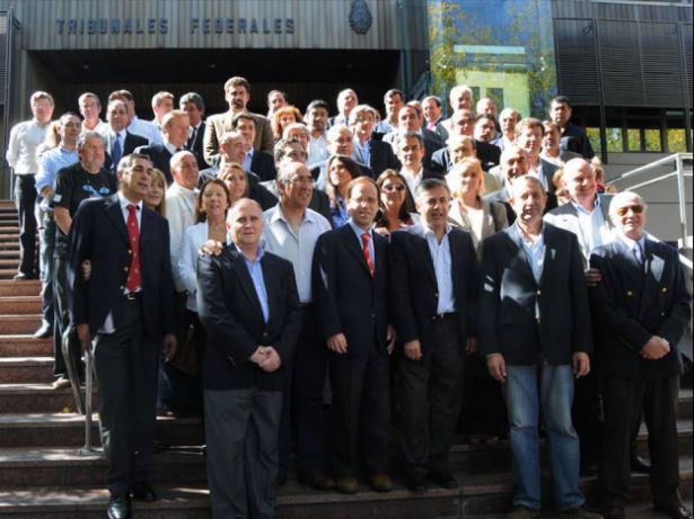 La oposici�n local mostr� su rechazo a la reforma judicial kirchnerista