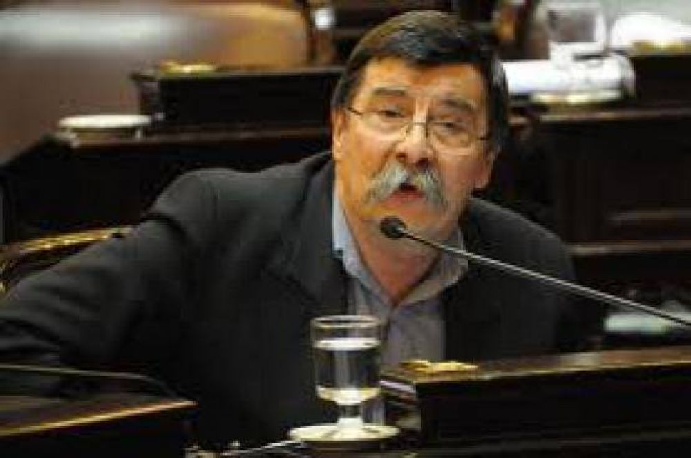Mart�nez: Las denuncias de lavado de dinero no deben terminar en �una cuesti�n medi�tica�