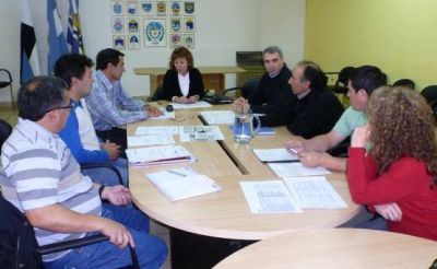 Primera reuni�n del equipo de deportes tras la asunci�n de Cader