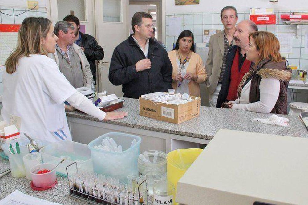 Inza recorri� el Hospital Municipal