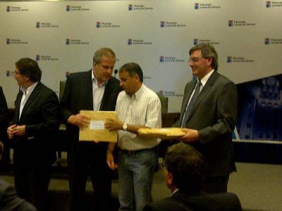 Walter Abarca particip� de la licitaci�n del mobiliario del Jard�n 909