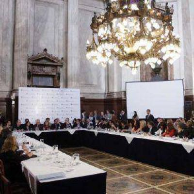 Ataque K a la Justicia: el ejemplo chavista