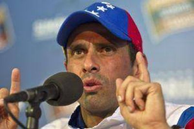 Capriles suspende marcha luego de que protestas causaran 7 muertos