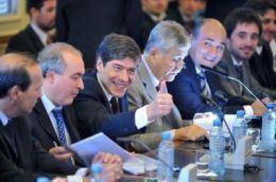 Inversiones por m�s de 400 millones para municipios de Santa Cruz
