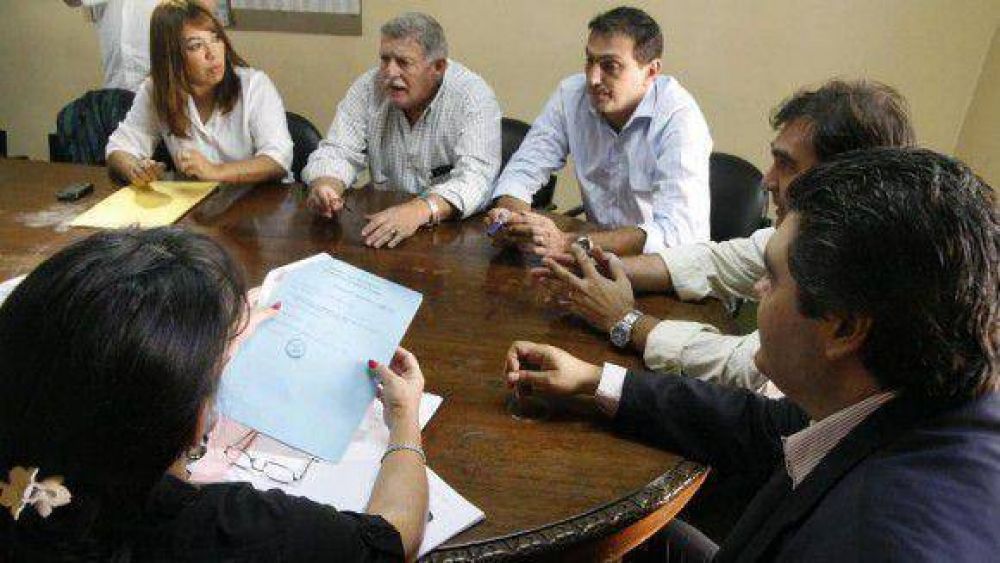 El SUTRAPPA no brinda datos al Concejo y se demora la nueva norma que regular� a los taxis