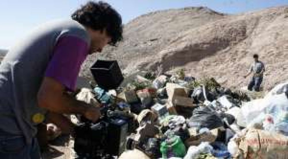 Ya hacen la escenograf�a para la pel�cula del basural