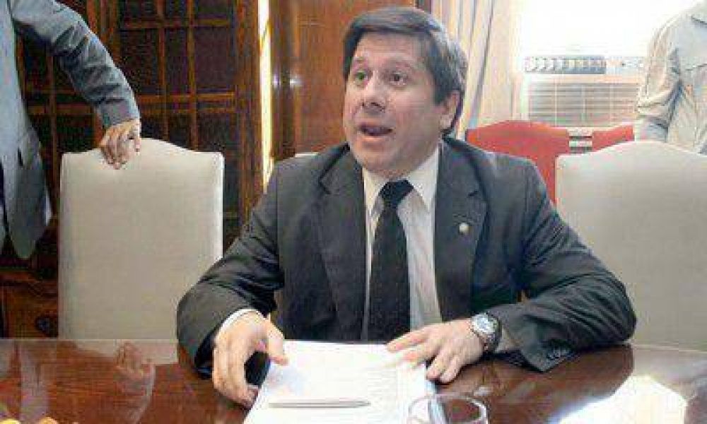 P�rez sigue esperando autorizaci�n de la Naci�n para endeudarse