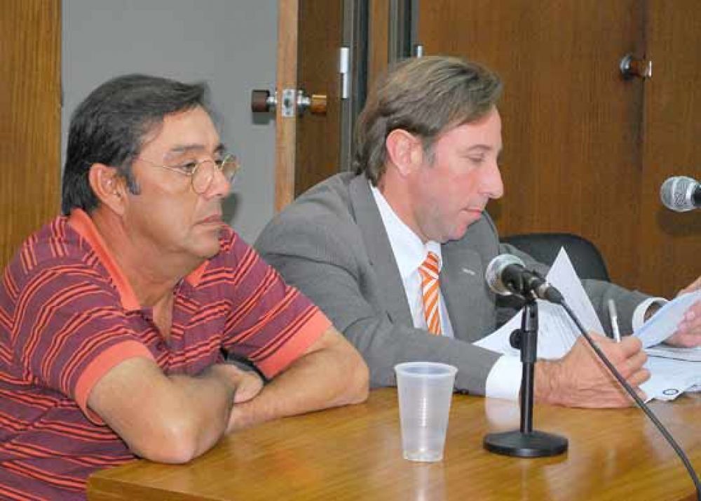 Debaten supuesto �incendio culposo� registrado a la vera de la Ruta 188
