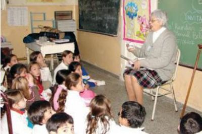 Abuelas y abuelos lee-cuentos, se buscan