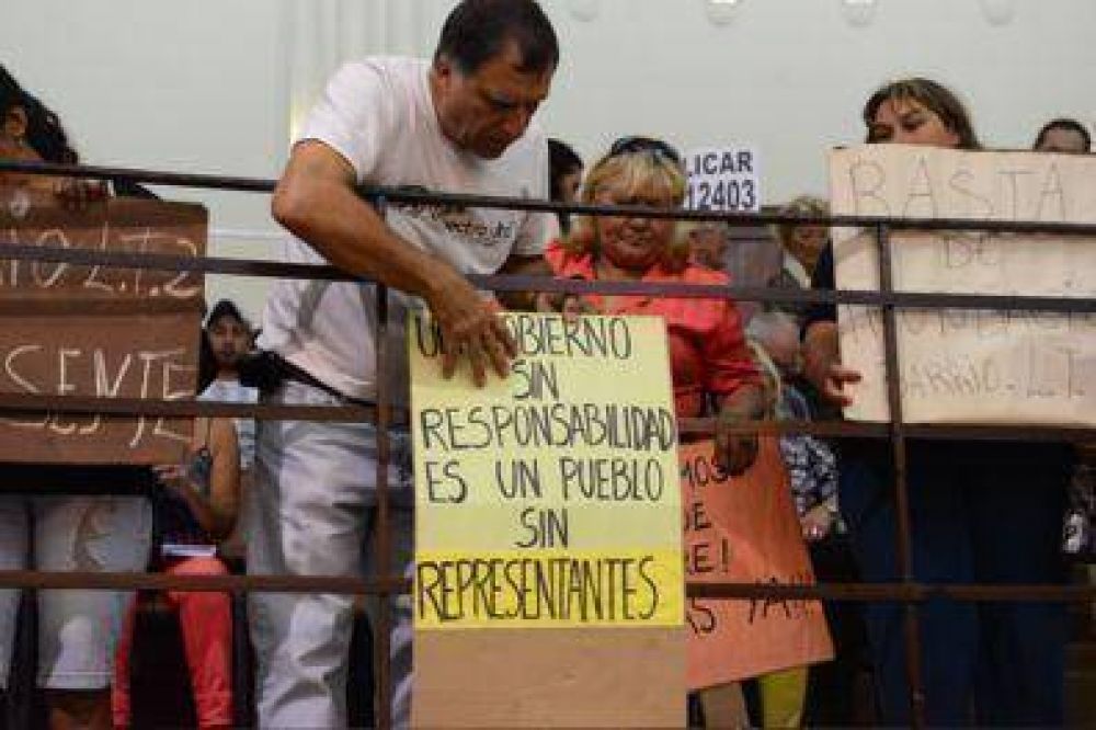 M�s all� de los ausentes