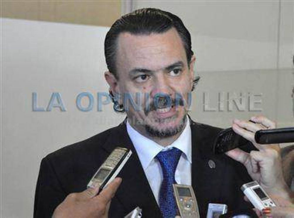Anuncian inicio de la obra de refuncionalizaci�n de la Guardia del Hospital