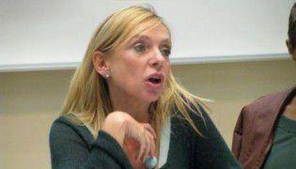 Avanza la denuncia contra Lubertino