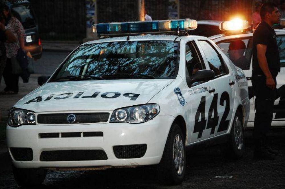 Enfrentamiento entre la polic�a y la CCC: 13 uniformados heridos y 12 demorados