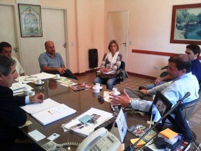 Buscan mejorar el servicio el�ctrico