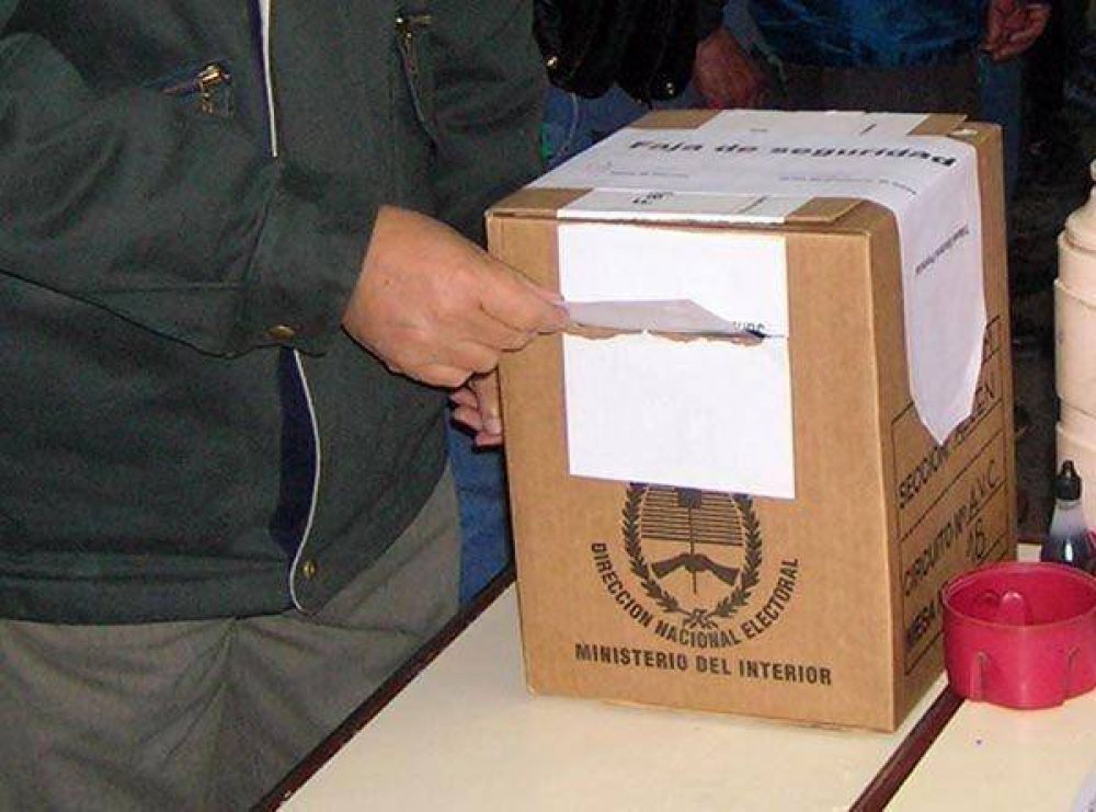Convocan a j�venes a renovar su DNI antes del 30