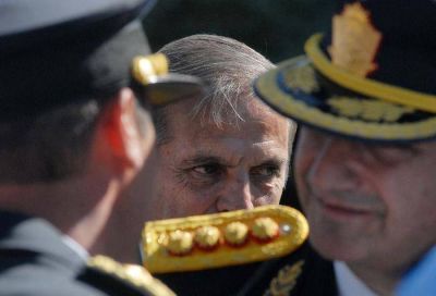 Sapag mand� a Quiroga a estudiar sobre petr�leo