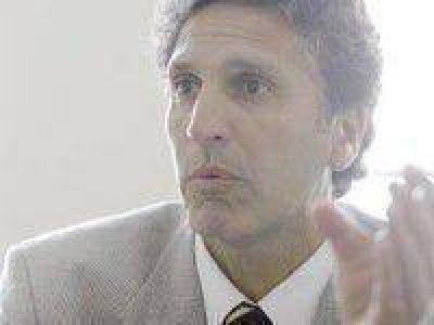 El juez Madina apoya la creaci�n de la polic�a municipal