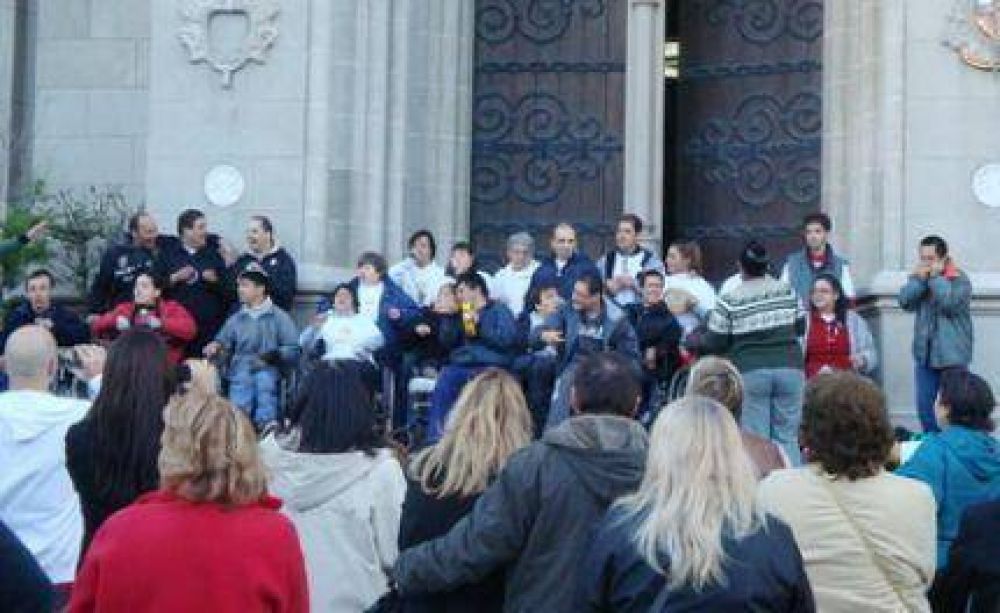La Iglesia de Mar del Plata reuni� m�s de $250.000 para las v�ctimas de la inundaci�n de La Plata