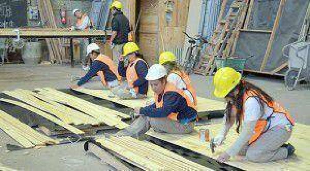 Har�n ocho talleres para que trabajen los cooperativistas