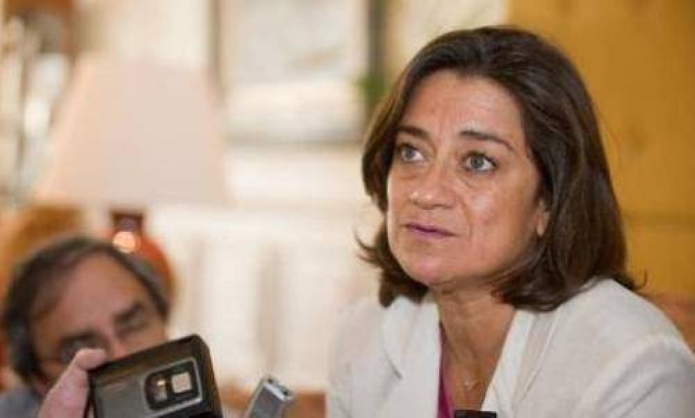 La Gobernadora decret� la ampliaci�n del cupo de guardias m�dicas, y ordeno que el pago sea retroactivo al primero de enero